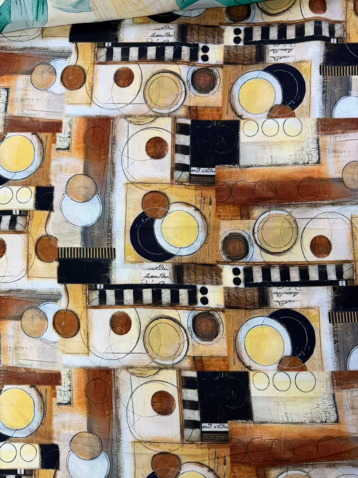 Chalis Rayon Estampado Abstracto X Metro.