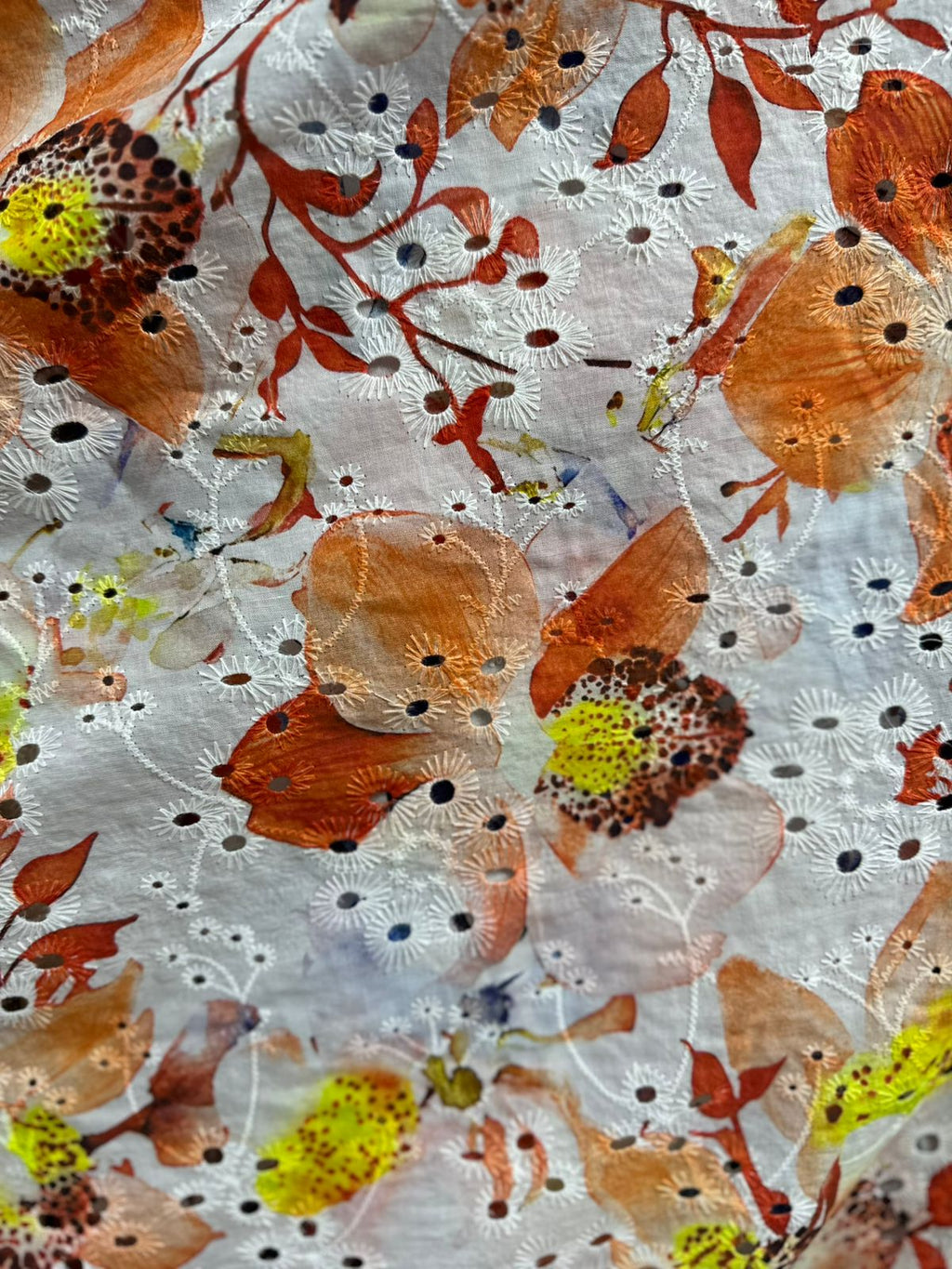 Ojalillo Estampado X Metro.