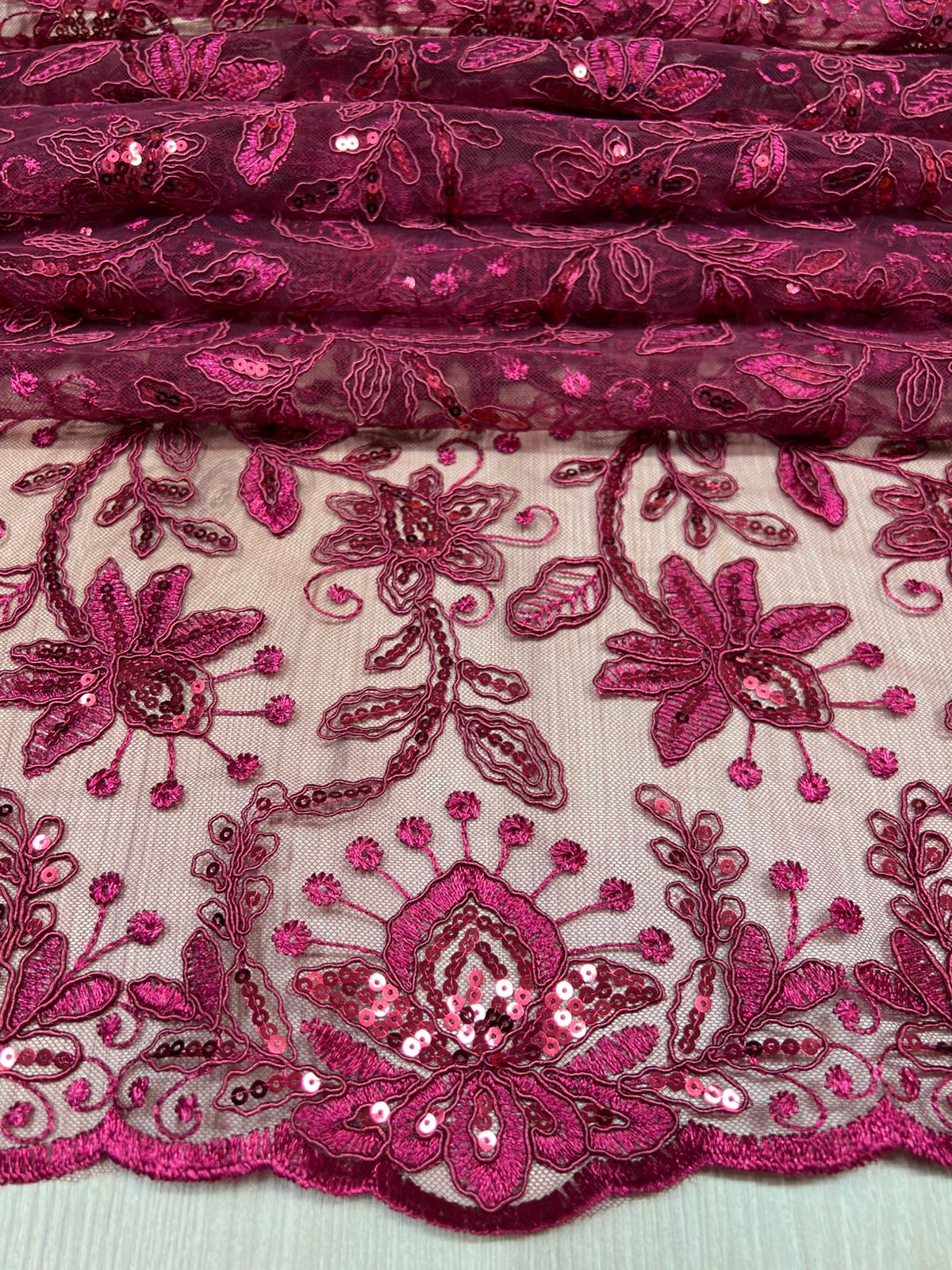 Tela Chantilly Lentejuela X Metro.