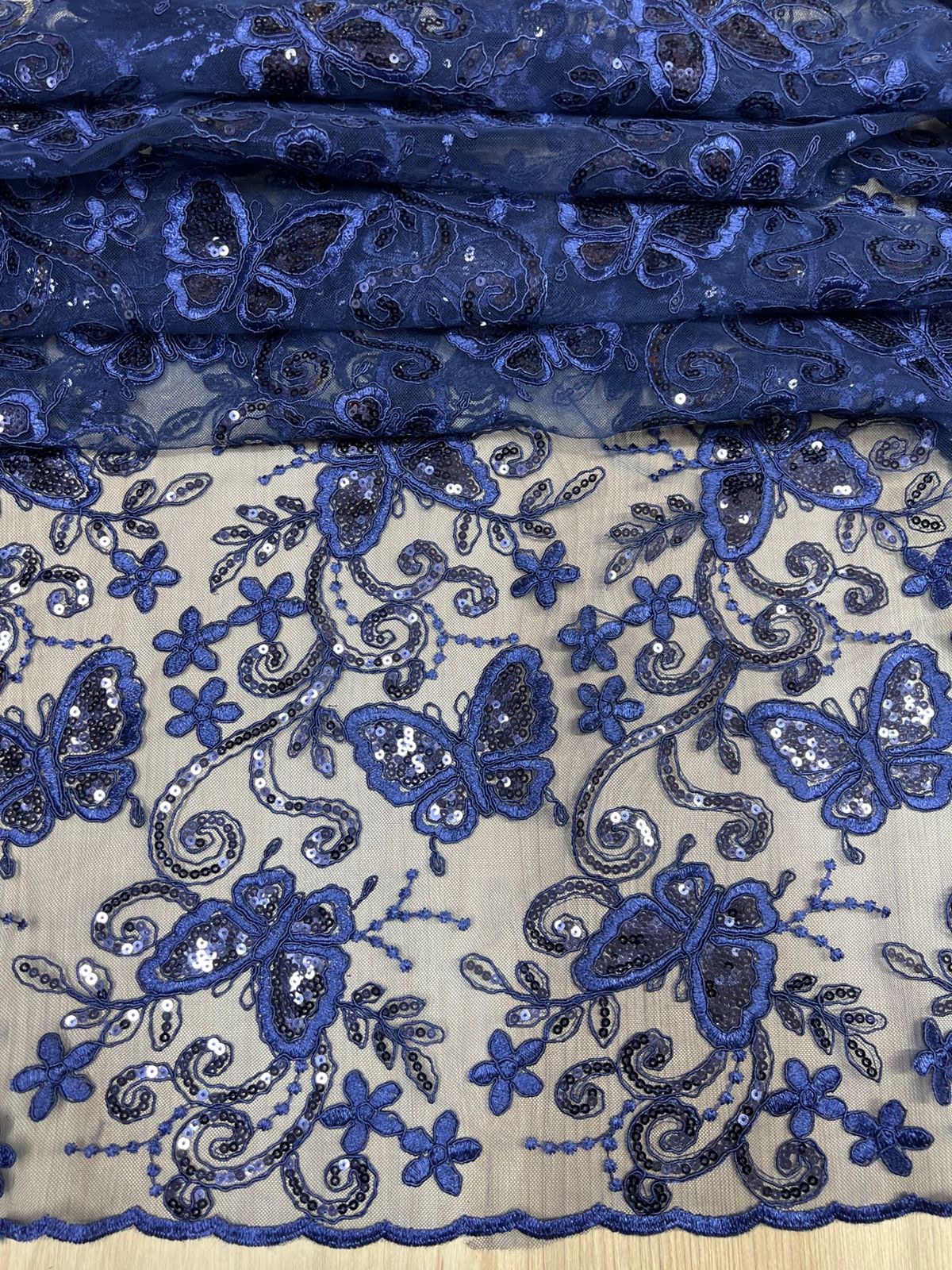 Tela Chantilly Lentejuela X Metro.