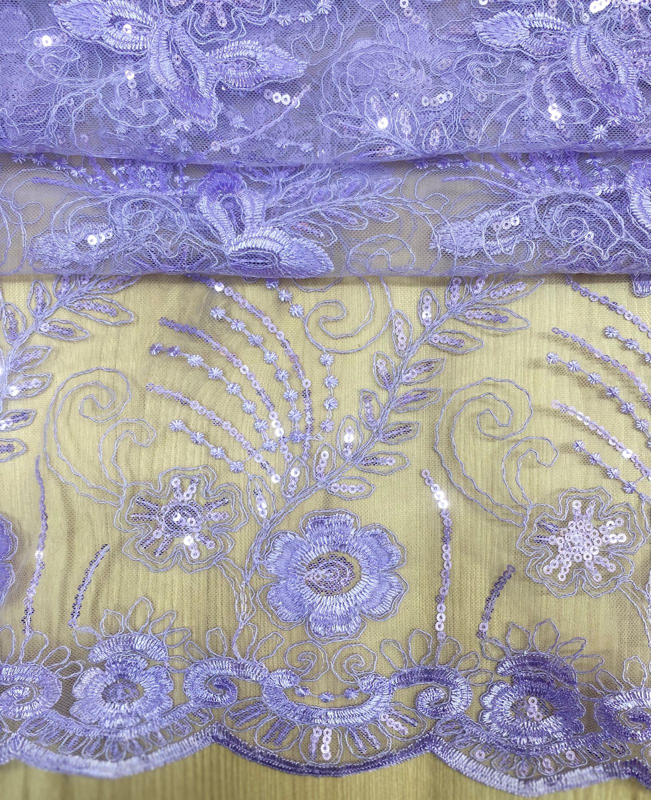 Tela Chantilly Con Lentejuela X Metro.