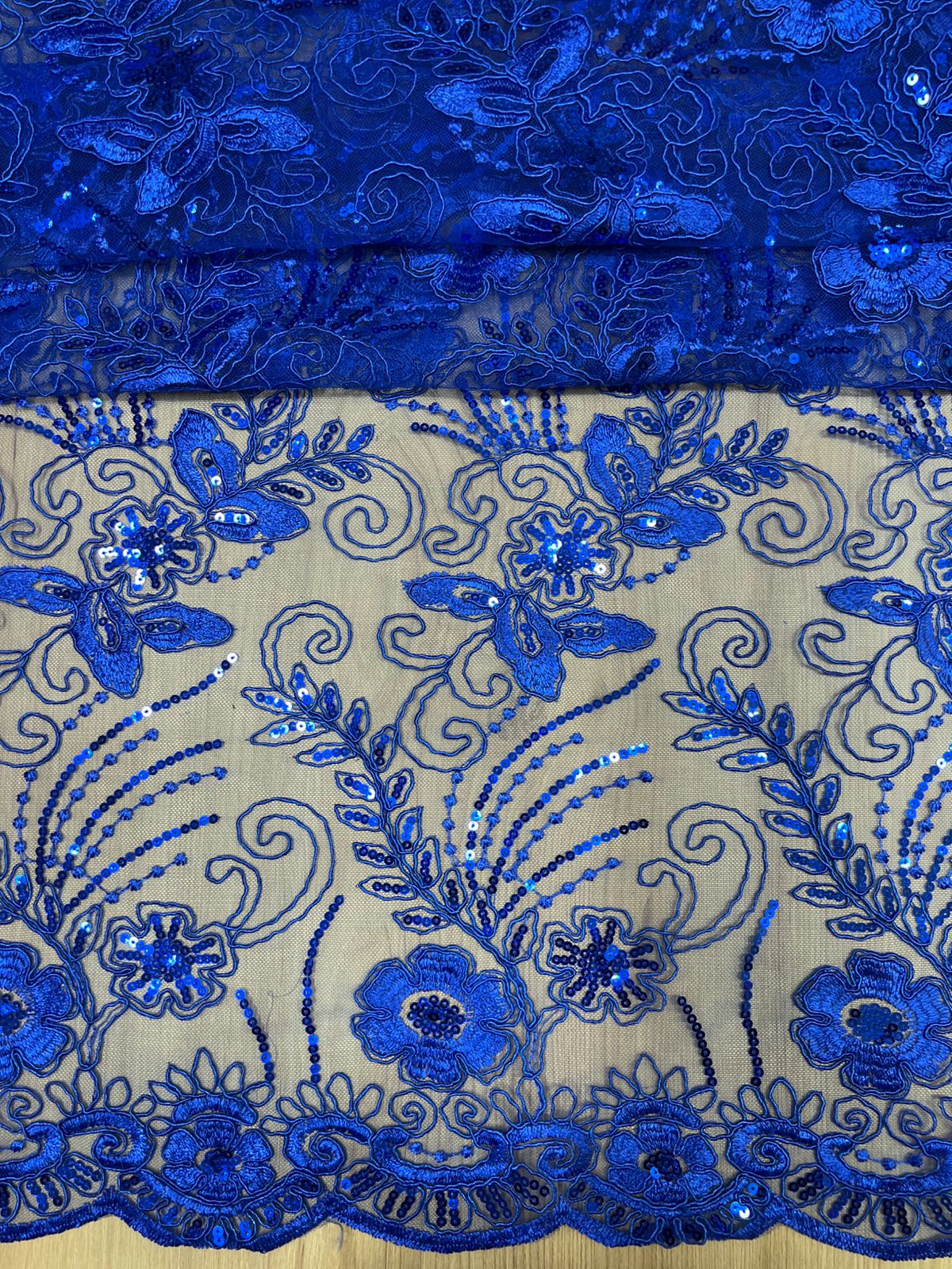 Tela Chantilly Lentejuela X Metro.