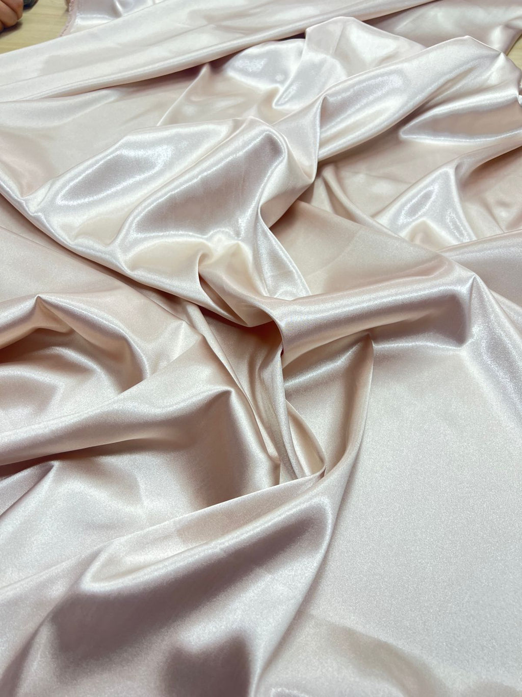 Tela Satin Licrado 140 gr X Metro.